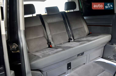Минивэн Volkswagen Multivan 2009 в 