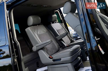 Минивэн Volkswagen Multivan 2009 в 