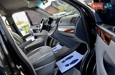 Минивэн Volkswagen Multivan 2009 в 