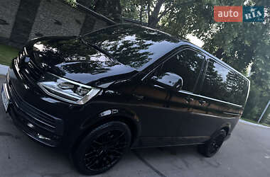 Минивэн Volkswagen Multivan 2016 в 