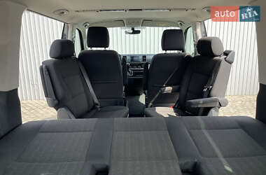 Минивэн Volkswagen Multivan 2018 в 