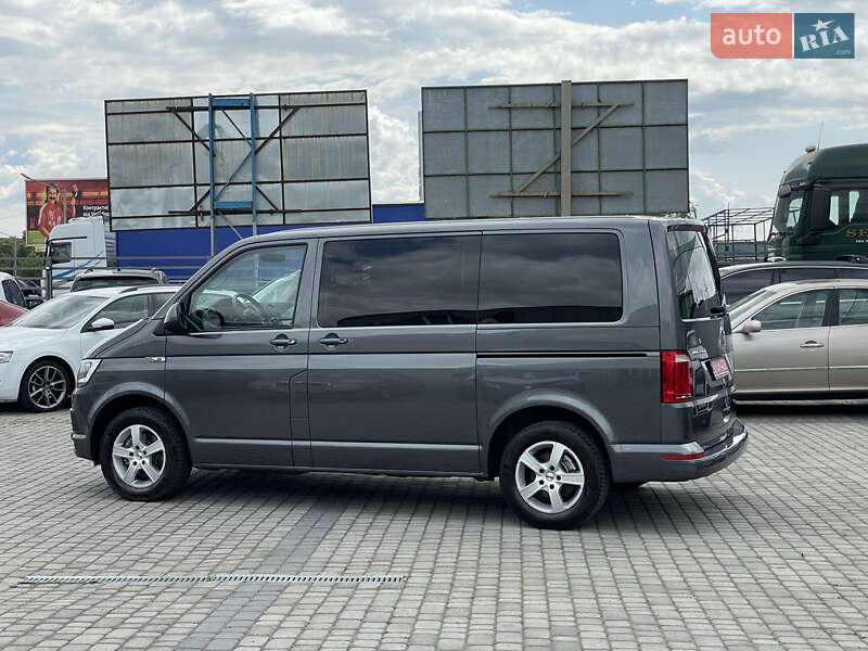 Минивэн Volkswagen Multivan 2018 в Мукачево