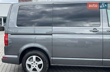 Минивэн Volkswagen Multivan 2018 в 