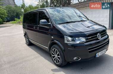 Минивэн Volkswagen Multivan 2010 в 