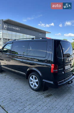 Минивэн Volkswagen Multivan 2012 в 