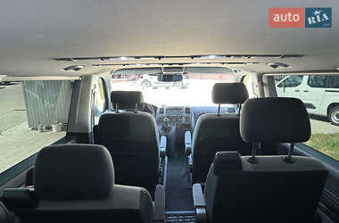 Минивэн Volkswagen Multivan 2012 в 