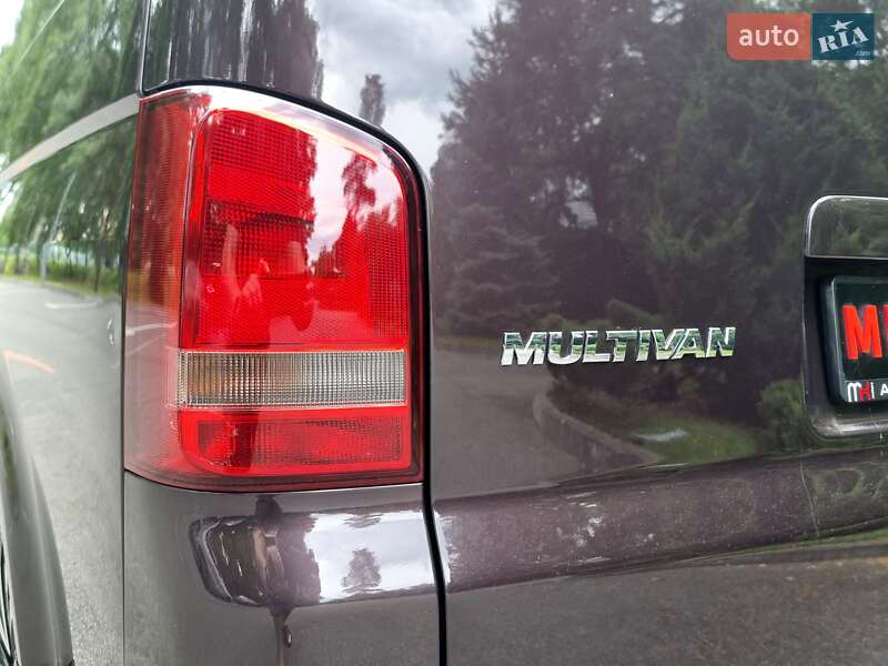 Минивэн Volkswagen Multivan 2012 в Киеве
