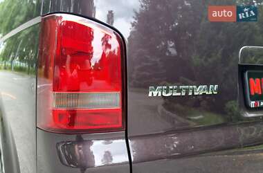 Минивэн Volkswagen Multivan 2012 в 