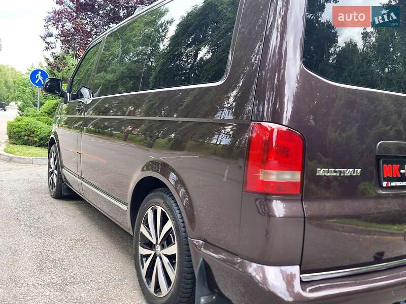 Минивэн Volkswagen Multivan 2012 в Киеве