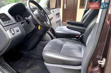Минивэн Volkswagen Multivan 2012 в 