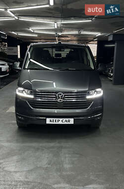 Минивэн Volkswagen Multivan 2021 в 