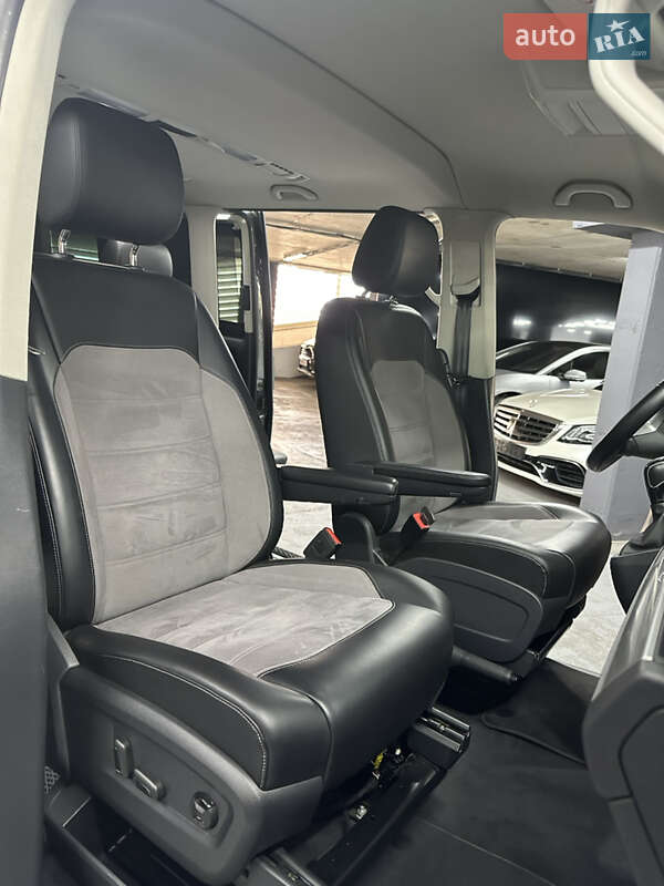 Минивэн Volkswagen Multivan 2021 в Одессе