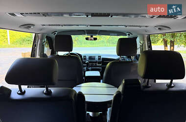 Минивэн Volkswagen Multivan 2016 в 