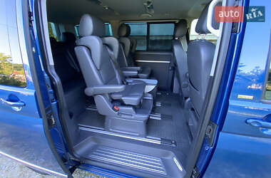 Минивэн Volkswagen Multivan 2015 в 