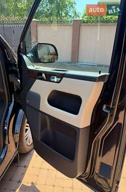 Минивэн Volkswagen Multivan 2014 в 