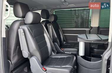 Мінівен Volkswagen Multivan 2016 в 