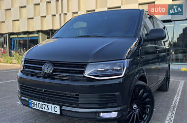 Минивэн Volkswagen Multivan 2010 в 