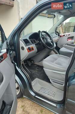 Минивэн Volkswagen Multivan 2004 в Камне-Каширском
