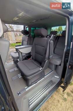 Минивэн Volkswagen Multivan 2004 в 