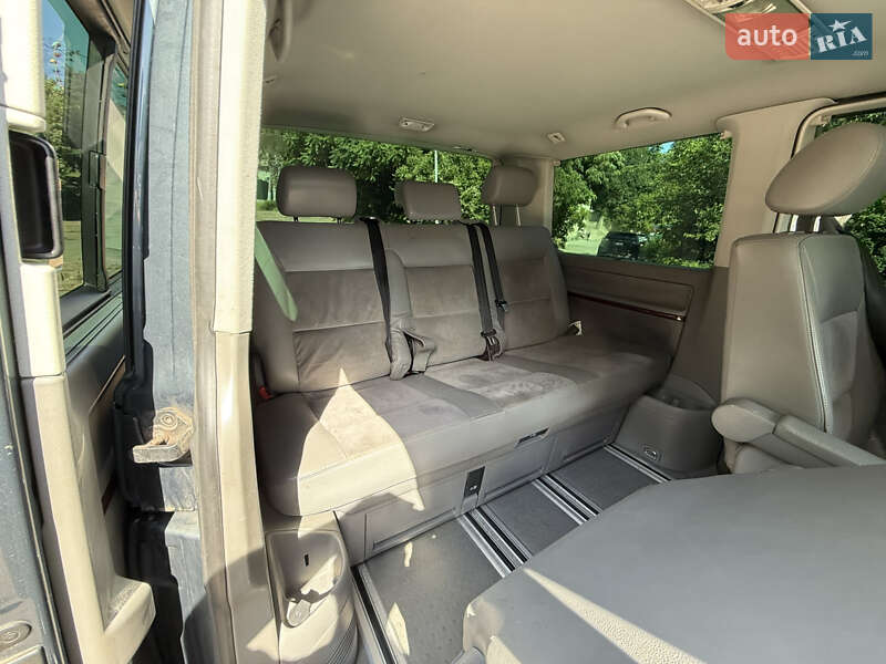 Мінівен Volkswagen Multivan 2008 в Житомирі