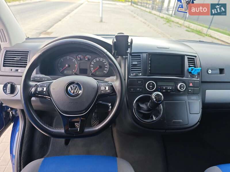 Минивэн Volkswagen Multivan 2005 в Ивано-Франковске