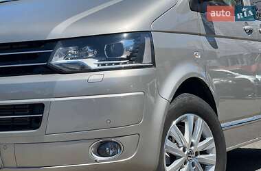Минивэн Volkswagen Multivan 2015 в 