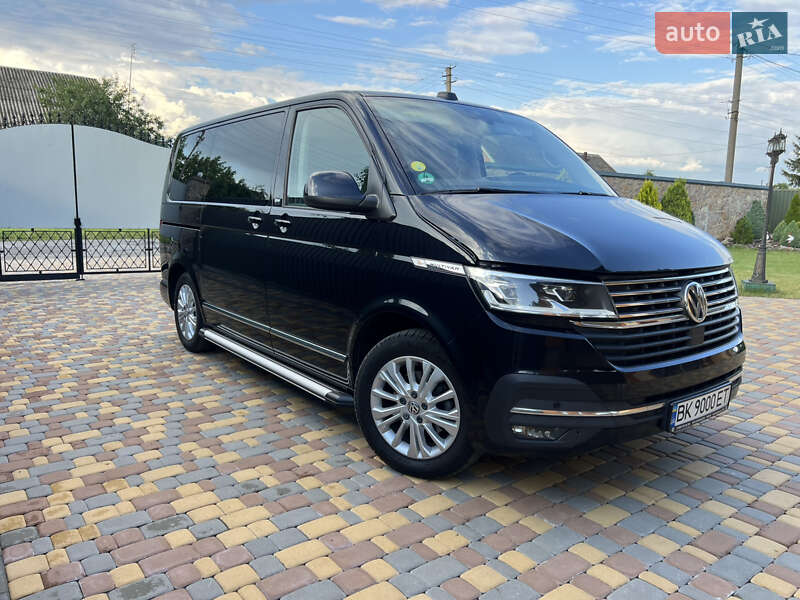 Минивэн Volkswagen Multivan 2021 в Костополе