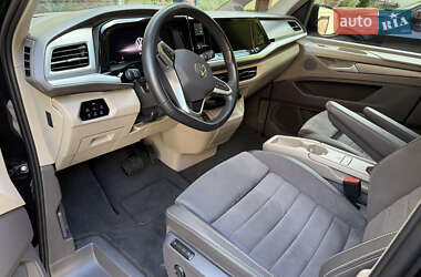 Минивэн Volkswagen Multivan 2022 в 