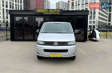 Минивэн Volkswagen Multivan 2012 в 