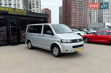 Минивэн Volkswagen Multivan 2012 в Киеве