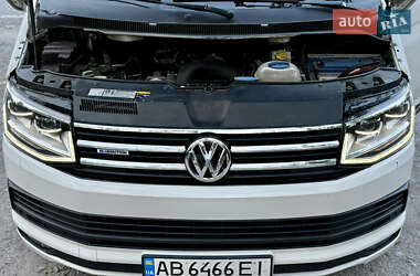 Минивэн Volkswagen Multivan 2011 в 