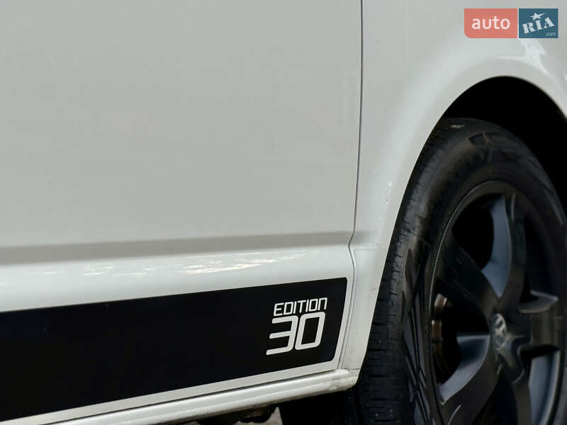 Минивэн Volkswagen Multivan 2011 в Хмельницком