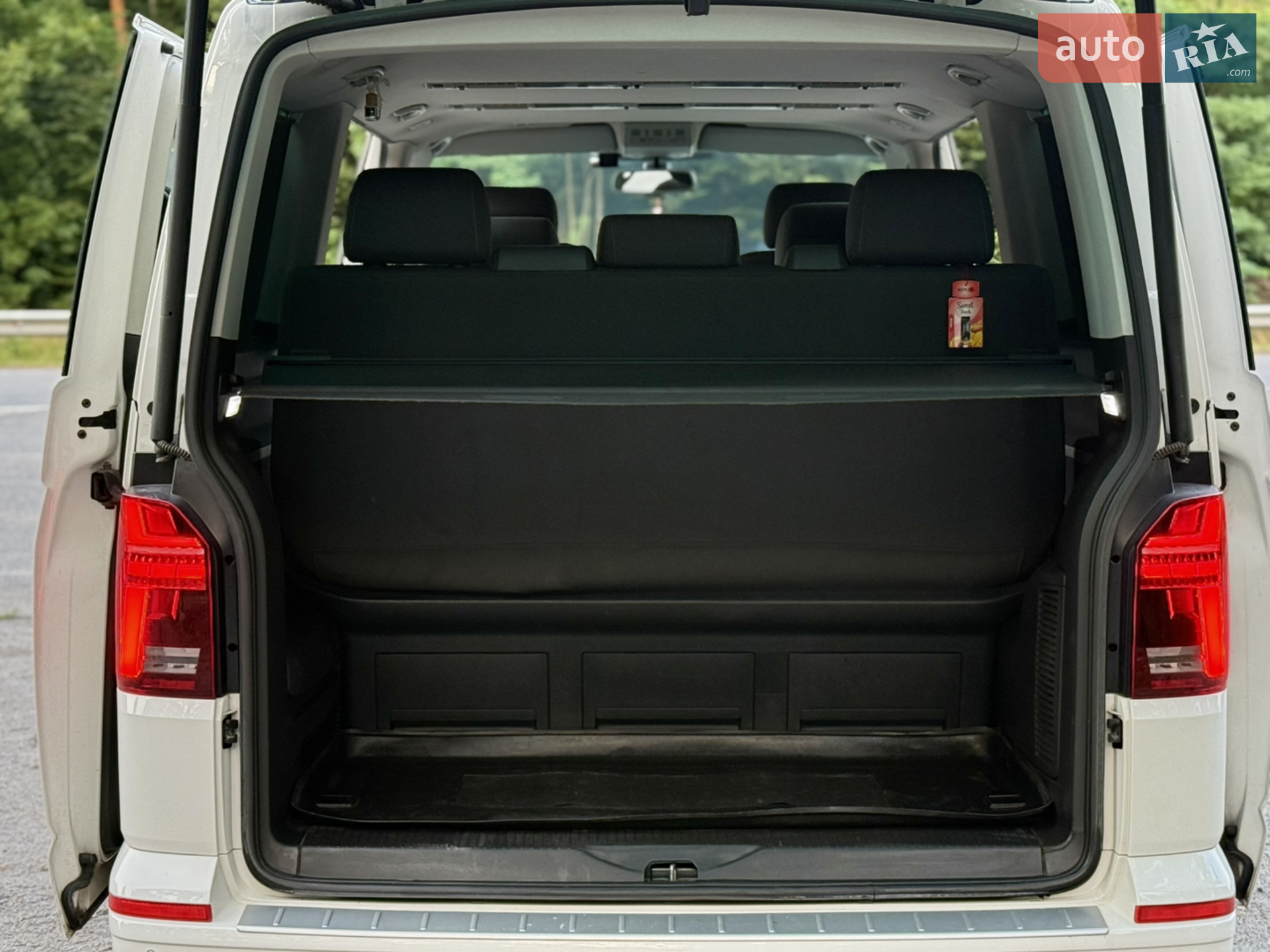 2011 Volkswagen Multivan - мініатюра 61