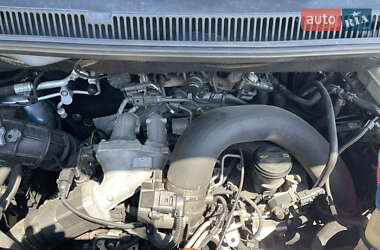 Минивэн Volkswagen Multivan 2010 в 