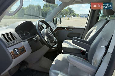 Минивэн Volkswagen Multivan 2011 в 
