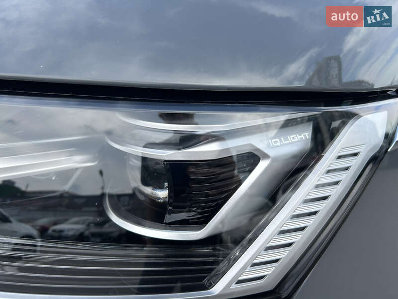 Минивэн Volkswagen Multivan 2023 в Киеве