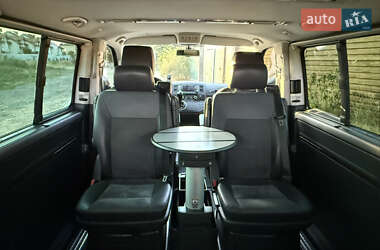 Минивэн Volkswagen Multivan 2015 в 