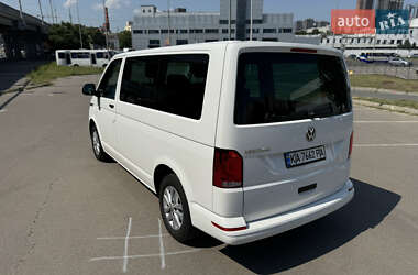 Мінівен Volkswagen Multivan 2020 в 