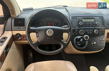 Минивэн Volkswagen Multivan 2008 в 