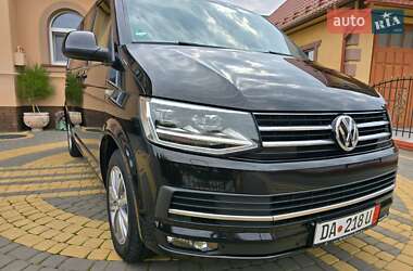 Минивэн Volkswagen Multivan 2016 в 