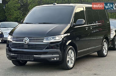 Минивэн Volkswagen Multivan 2024 в 