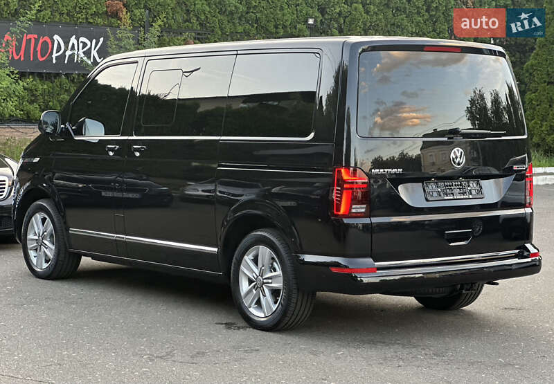 Мінівен Volkswagen Multivan 2024 в Києві