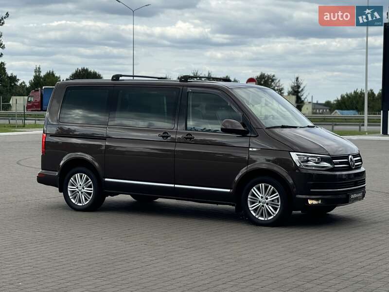 Минивэн Volkswagen Multivan 2016 в Ровно