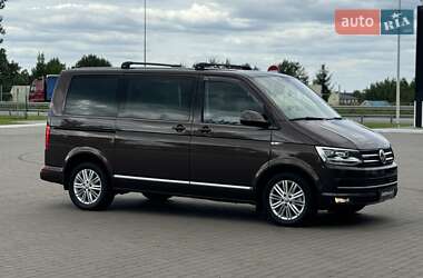 Минивэн Volkswagen Multivan 2016 в 