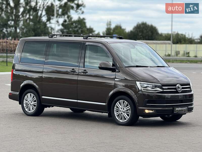 Минивэн Volkswagen Multivan 2016 в Ровно