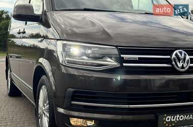 Минивэн Volkswagen Multivan 2016 в 