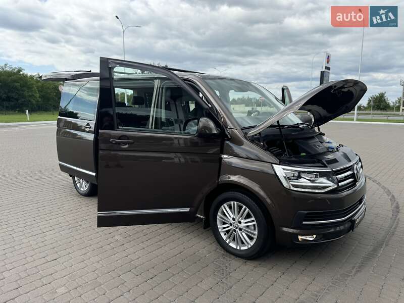 Минивэн Volkswagen Multivan 2016 в Ровно