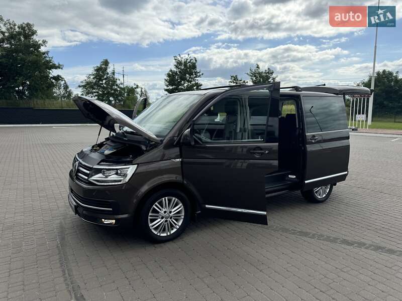 Минивэн Volkswagen Multivan 2016 в Ровно