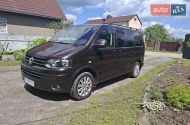 Мінівен Volkswagen Multivan 2010 в Костопілі