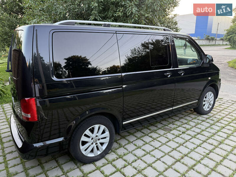 Минивэн Volkswagen Multivan 2015 в Броварах